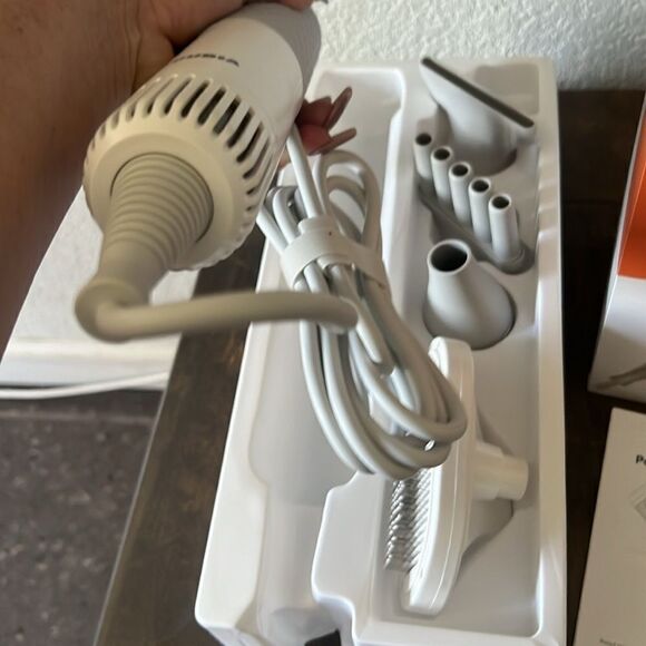 New Dog Dryer, 5 in 1 Portable Handheld Dog Blow Dryer w/ Smart Temp Adjustment - Picture 15 of 16